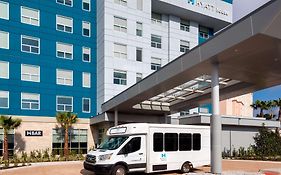Hyatt House Orlando Airport